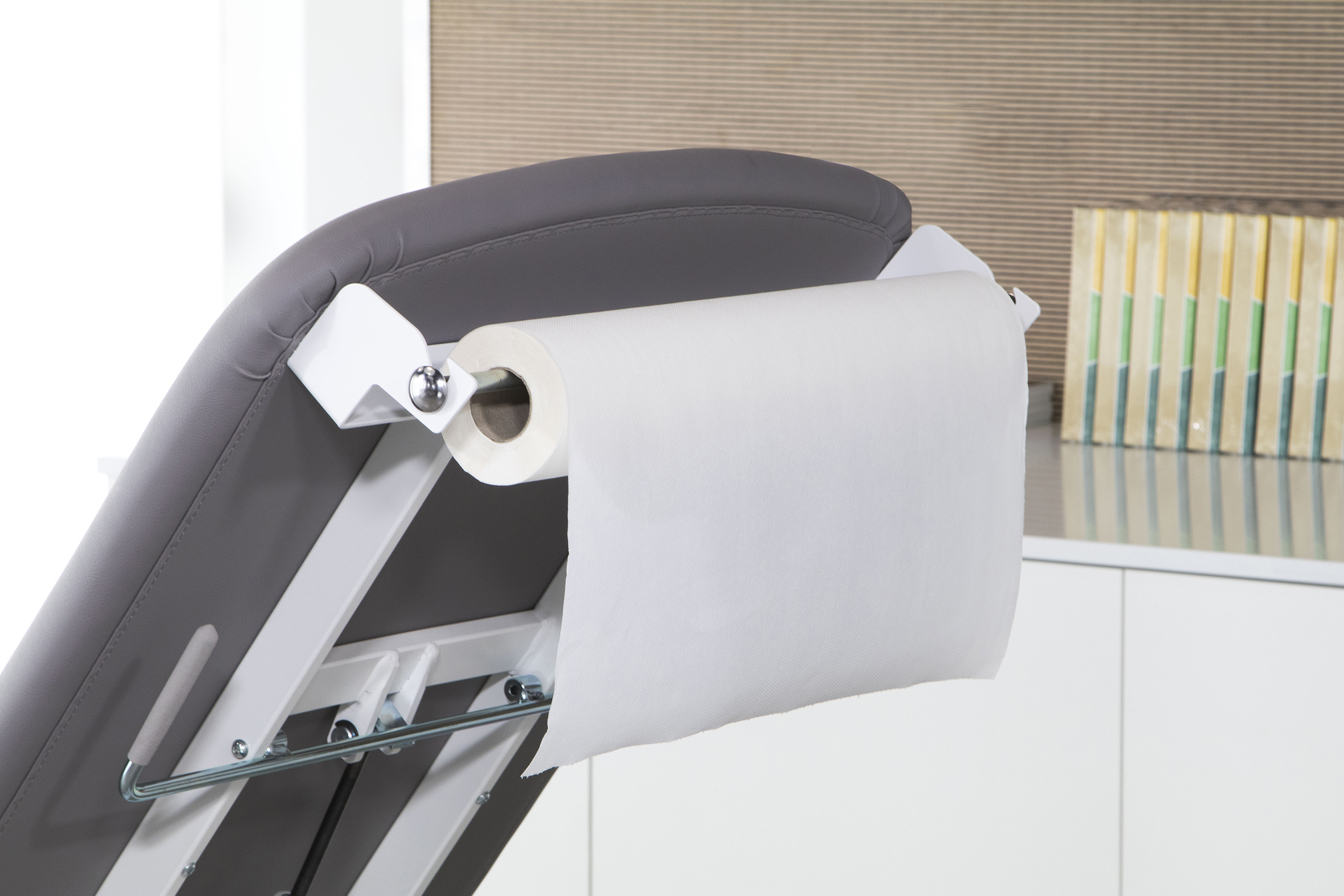Behandlungsliege Gymna G2 Duo MED, elektrische Höhenverstellung über Fuß- oder Handschalter, inkl. Radsatz & Sperrbox - Artikel wurde ab dem 01. April durch Gymna.GO ersetzt!