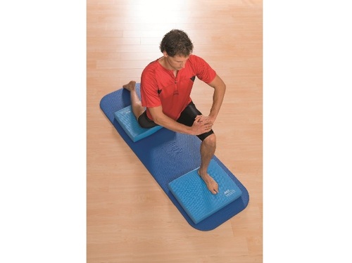 AIREX Balance-Pad, Maße 48 x 40 x 6 cm, Farbe blau oder lava - blau